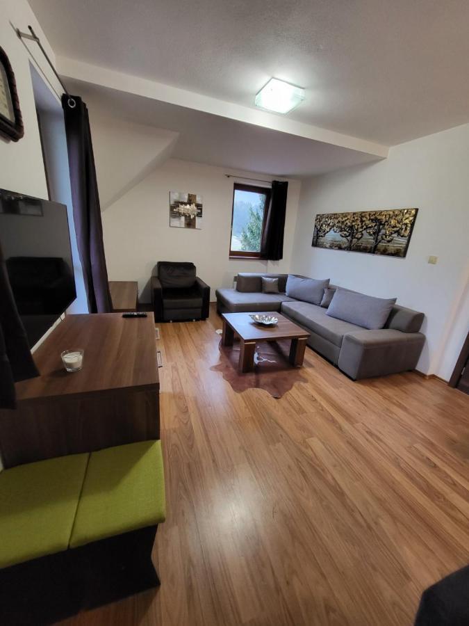 דונובאלי Kamzik Apartment Hill View With Garage מראה חיצוני תמונה